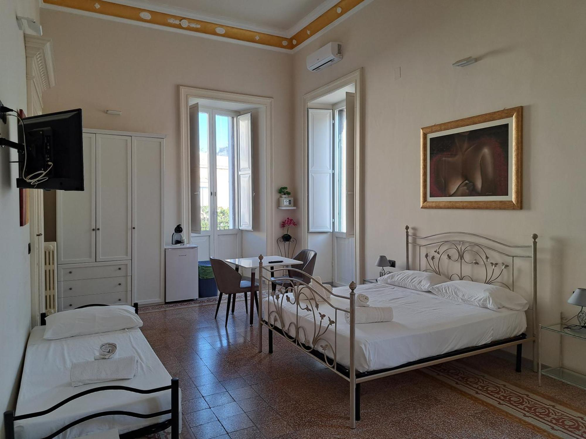 Palazzo Castellano Bed and Breakfast Lecce Exteriör bild