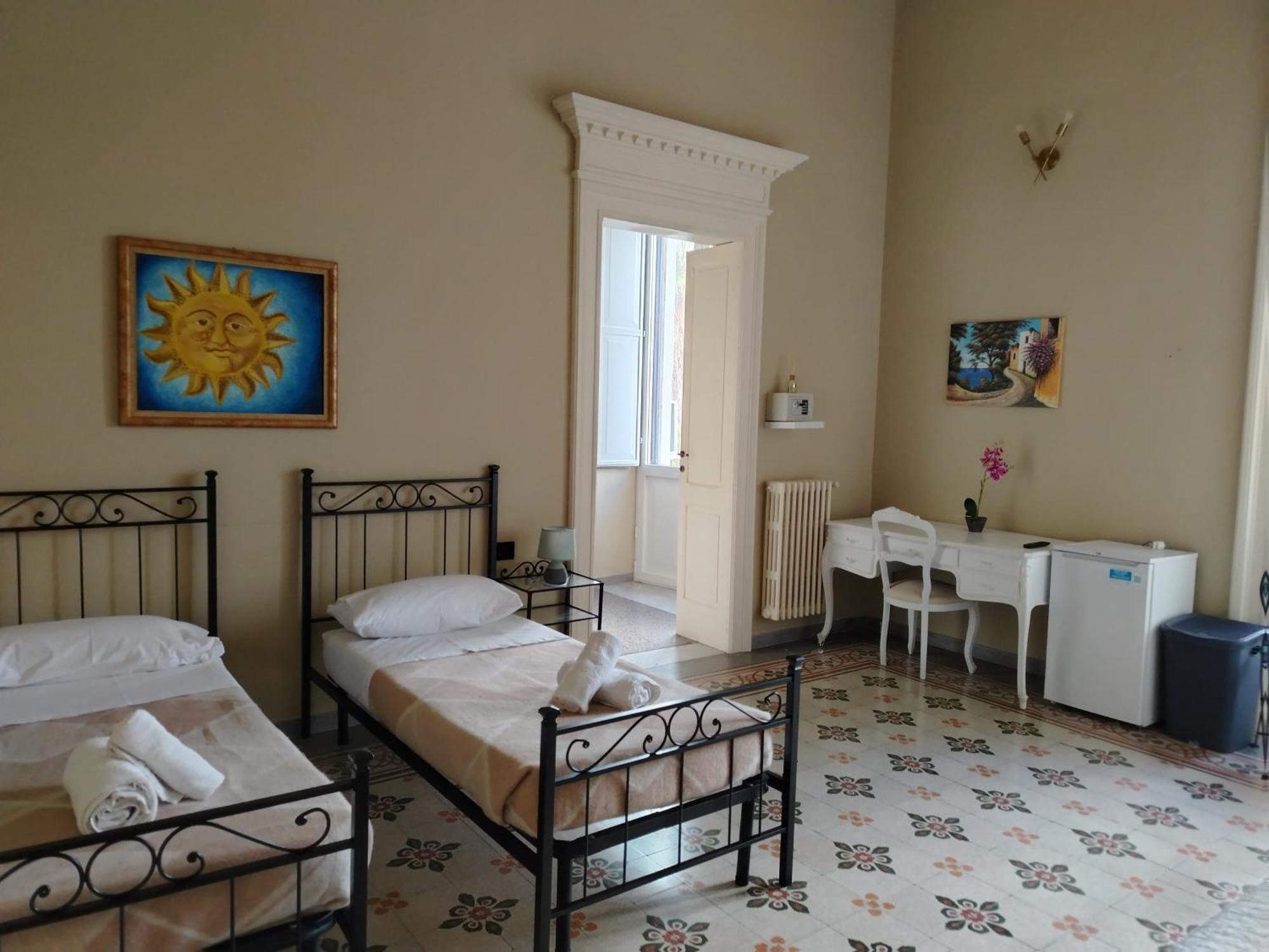 Palazzo Castellano Bed and Breakfast Lecce Rum bild